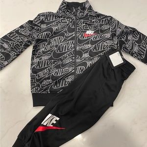 Nike 2 piece set